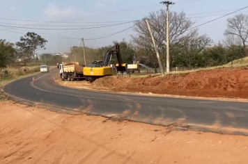 Tem início as obras do futuro trevo na BAS 168 com a BAS 050