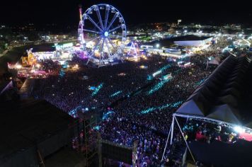 Shows de Luan Santana e Maiara e Maraísa na Festa do Ovo atraíram o dobro da população de Bastos