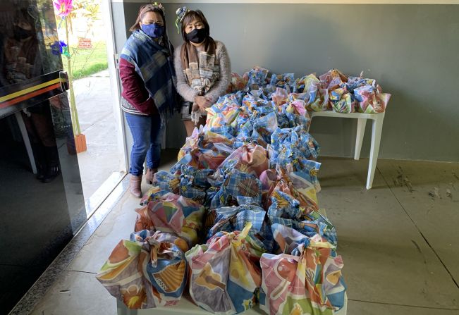 CCI entrega kits juninos aos participantes do projeto